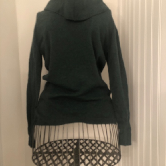 Soft Green Extra Fine Merino Wool Turtleneck Sweater Cottagecore - Picture 2 of 4